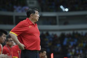 宮魯鳴：女籃完成了萬(wàn)次投籃訓(xùn)練計(jì)劃 日本和澳大利亞是主要對(duì)手