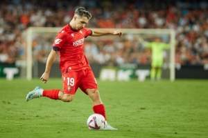 記者：拜仁已告知薩拉戈薩結(jié)束合作，貝蒂斯塞爾塔黃潛均有意