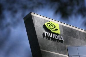 3.45 萬億美元！英偉達超越微軟重回全球市值第一