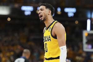 哈利伯頓回暖美網(wǎng)友：0個(gè)罰球！GOAT！一定要讓克拉克來(lái)看G4