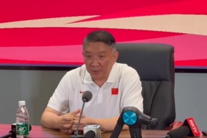 宮魯鳴：新一屆女籃剛開始磨合可能不太好 籃板轉(zhuǎn)化效率需提升