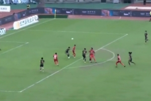 記者：浙江今天放棄高位壓迫，海港進(jìn)球體現(xiàn)中鋒的重要性