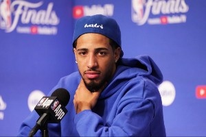 印第安納的王和后揭秘哈利伯頓和克拉克互相激勵的獨特友誼