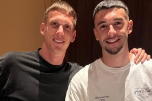 奧爾莫社媒曬與霍安-加西亞合照：歡迎你，天才