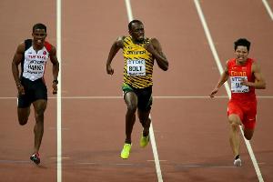 魯媒：蘇炳添收到10年前與博爾特鳥巢對(duì)決照片