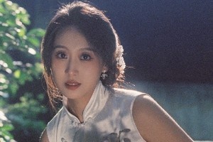 吳前的妻子曬美照：最近的一堆照片 ???