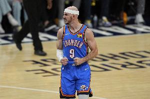 卡魯索：我現(xiàn)在有一枚真正的總冠軍戒指了 沒人能再說什么了