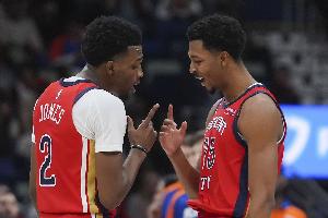 優(yōu)質(zhì)鋒線！美記：競(jìng)爭(zhēng)對(duì)手準(zhǔn)備向鵜鶘報(bào)價(jià)墨菲和赫伯特-瓊斯