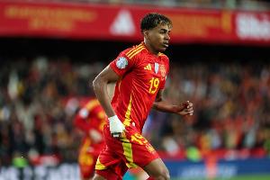 德拉富恩特：我們需要保護(hù)好亞馬爾，若只是一味吹捧反而是在害他