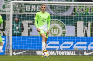 記者：沃爾夫斯堡后衛(wèi)博瑙接受利茲聯(lián)體檢，轉(zhuǎn)會費(fèi)600萬歐