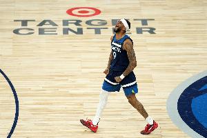 下賽季怎么說老鷹已經(jīng)連續(xù)4個賽季參加附加賽 近兩年均未突圍