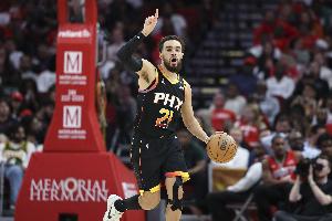 700萬(wàn)簽約魔術(shù)！泰厄斯-瓊斯社媒發(fā)文：奧蘭多我們來(lái)了！