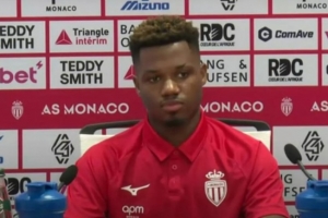 亮相摩納哥！法蒂：我不是帶著報復心態(tài)來的 法甲是最佳聯(lián)賽之一