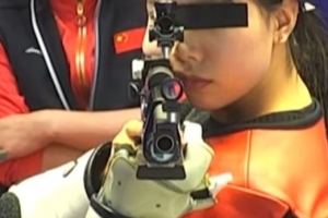 年輕真好！中國18歲小將王子菲登頂女子10米氣步槍項(xiàng)目世界第一