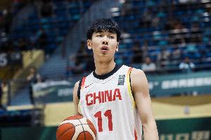 美選秀網(wǎng)站2028年模擬選秀：中國小將張博源在第30順位被選中