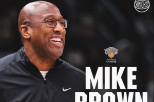 兩屆年度最佳教練！尼克斯官方：正式聘請(qǐng)邁克-布朗擔(dān)任主教練