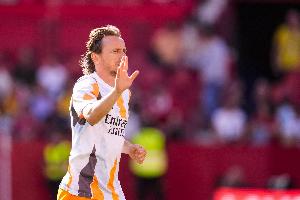 已是皇馬傳奇！魔笛替補(bǔ)登場(chǎng)，皇馬生涯597場(chǎng)位列隊(duì)史第9