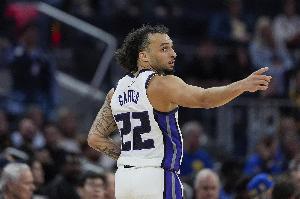 手涼！德文-卡特14中2僅得8分 另有3板2助2斷1帽挺全面