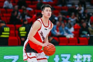 麥穗豐：崔曉龍是比較吃環(huán)境的球員 去強隊會更好發(fā)揮出他的能力