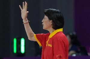 全面下風(fēng)！中國女籃U19三分21投僅4中 罰球26中18&全隊(duì)多達(dá)21失誤