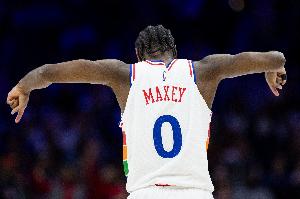 馬克西：現(xiàn)在我們只是紙面實(shí)力 必須向自己和全世界展示球隊(duì)實(shí)力