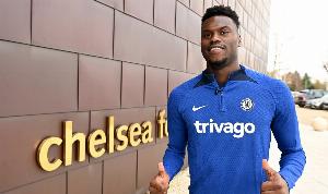 巴迪亞西勒：在切爾西創(chuàng)造歷史很開(kāi)心，下賽季我會(huì)留下回報(bào)球隊(duì)