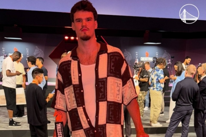 ?波斯特戰(zhàn)勝一眾球員奪國(guó)際象棋冠軍 25000美元捐給慈善機(jī)構(gòu)