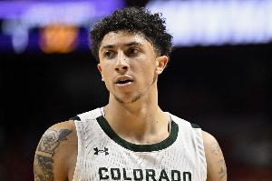 高效全能！24號秀克利福德15中8砍全隊最高19分7板9助 正負(fù)值+5