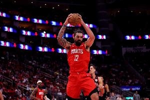 當(dāng)打之年！NBA官方?！昂Ｍ酢眮啴?dāng)斯32歲生日快樂