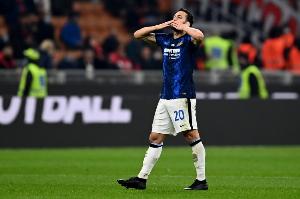 記者：費(fèi)內(nèi)巴切將2000萬歐報(bào)價(jià)恰爾汗奧盧，年薪600萬歐+獎(jiǎng)金