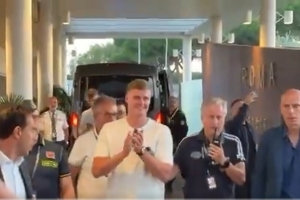 羅馬諾：埃文-弗格森已飛抵羅馬，租借費(fèi)300萬(wàn)+3700萬(wàn)選擇買斷費(fèi)