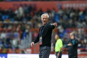 足球報(bào)：足協(xié)杯為玉昆帶來迅速反彈的絕好機(jī)會(huì)，安德森戰(zhàn)意十足