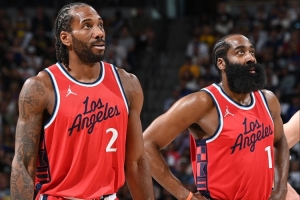 媒體人：老齡化問(wèn)題仍困擾著快船 小卡的健康問(wèn)題依舊是重中之重