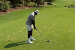 Skip：詹姆斯突然打高爾夫是要退役了？就算他不想湖人也會逼他退