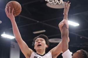 隊(duì)記：楊瀚森的終結(jié)帶有個(gè)人風(fēng)格&技巧 而球隊(duì)希望他更具侵略性