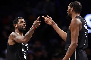 歐文反駁杜蘭特：當(dāng)時(shí)說好我們?cè)诨@網(wǎng)聚首 可沒說有納什啊