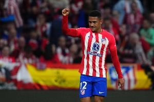 記者：利諾與弗拉門(mén)戈深入談判，已準(zhǔn)備好簽訂年薪近500萬(wàn)歐合同