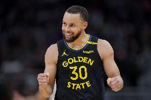 庫里：因?yàn)槲液虳rake是同一條船的人 所以我不喜歡聽Not Like Us