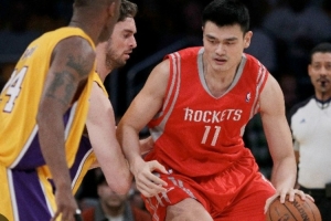 楊瀚森可以不去亞洲杯了，想起當年姚明