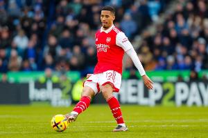 記者：皇馬被告知薩利巴在阿森納很開(kāi)心，且無(wú)意在世界杯前離隊(duì)