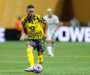 德天空：雖然揚(yáng)-庫托目前表現(xiàn)未達(dá)預(yù)期，但多特對(duì)他充滿信心