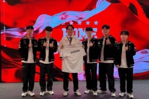 國(guó)會(huì)議員到訪T1主場(chǎng)：會(huì)努力讓韓國(guó)游戲產(chǎn)業(yè)在世界更加閃耀