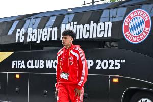 記者：埃弗頓就引進(jìn)阿茲努與拜仁達(dá)成協(xié)議，轉(zhuǎn)會費800萬英鎊