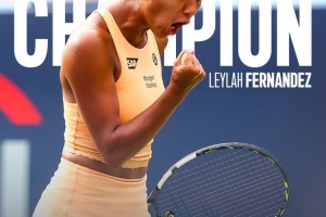 前美網(wǎng)亞軍費(fèi)爾南德斯2-0擊敗卡林斯卡婭，奪得WTA500華盛頓冠軍