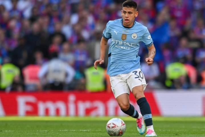 意天空：羅馬有意曼城19歲小將埃切維里 目前僅為曼城出場64分鐘