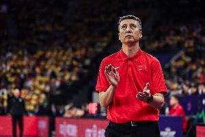 熱身賽連勝收官但值得總結(jié)的地方不少 關(guān)鍵時刻后衛(wèi)失誤有點多