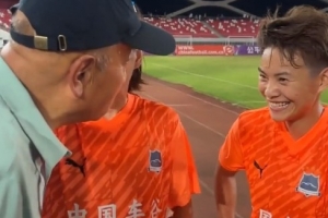 殷鐵生賽后邀王霜、吳海燕吃飯，吳海燕：別客氣，咱又不是不來了