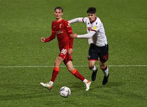 泰晤士報(bào)：里昂有意利物浦22歲中場(chǎng)莫頓，已和紅軍進(jìn)行了接觸