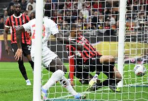 德天空：紐卡正式向米蘭提交3000萬歐元書面報價，以嘗試簽下佳夫