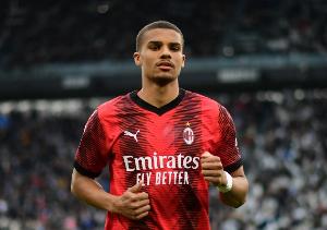 德天空：紐卡與佳夫談妥全面協(xié)議，球隊仍在談判&已報價3000萬歐